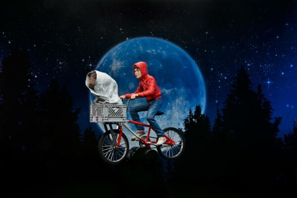 hr_neca55065_g E.T. - Der Außerirdische Actionfigur Elliott und E.T. on Bicycle 13 cm B-Ware