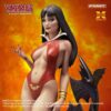Vampirella With Bat Shadows 1/8 Model Kit